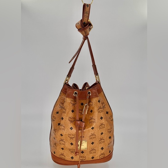 VGUC Authentic MCM Visetos Drawstring Bucket Shoulder Bag - Picture 4 of 15